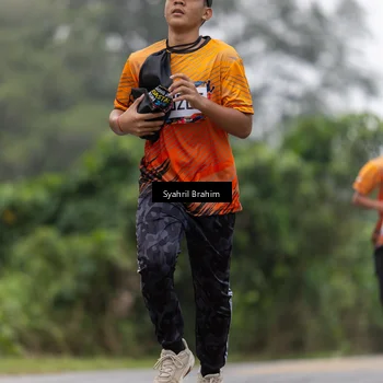 Runner Photo 8049055