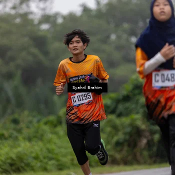 Runner Photo 8049146