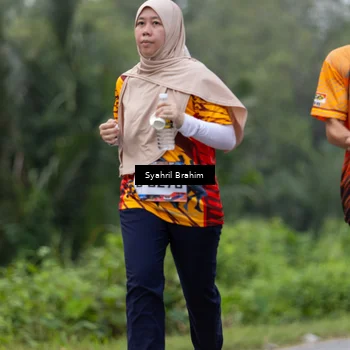 Runner Photo 8049332