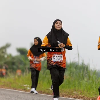 Runner Photo 8049421