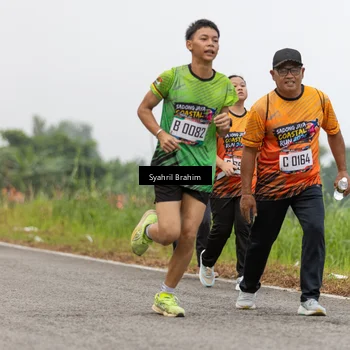 Runner Photo 8049496