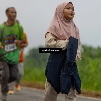 Runner Photo 8049503