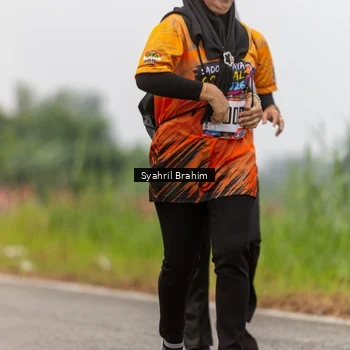 Runner Photo 8049569