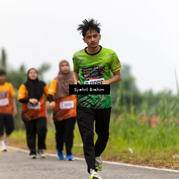Runner Photo 8049570