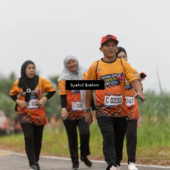 Runner Photo 8049573