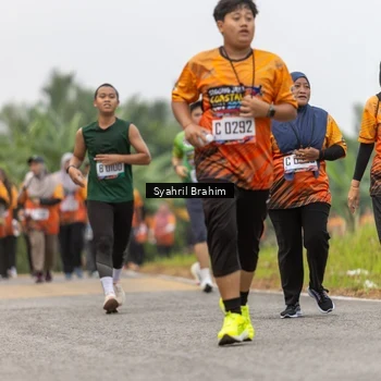 Runner Photo 8049595