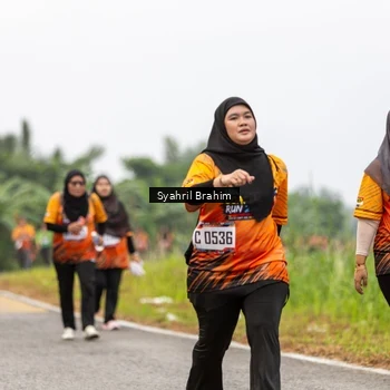 Runner Photo 8049735
