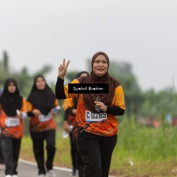 Runner Photo 8049756