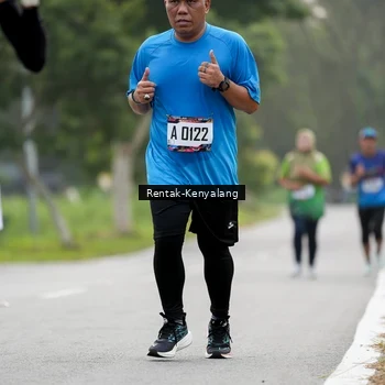 Runner Photo 8050007