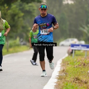 Runner Photo 8050012