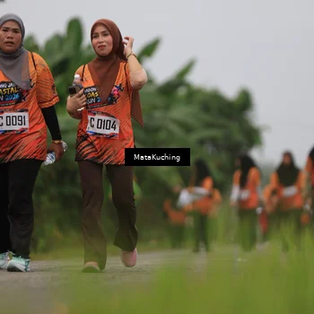 Runner Photo 8050060