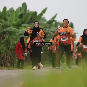 Runner Photo 8050103