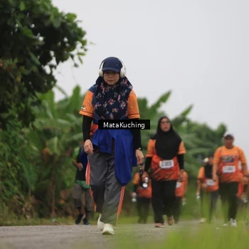 Runner Photo 8050224