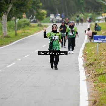 Runner Photo 8050273