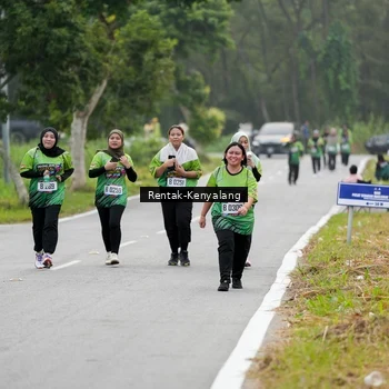 Runner Photo 8050291