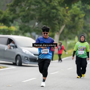 Runner Photo 8050300