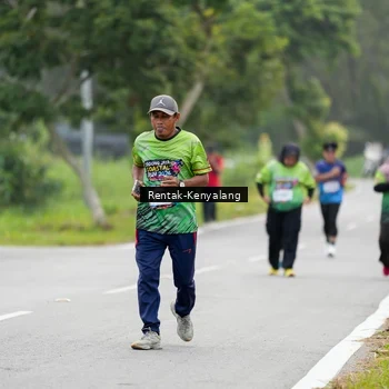 Runner Photo 8050303