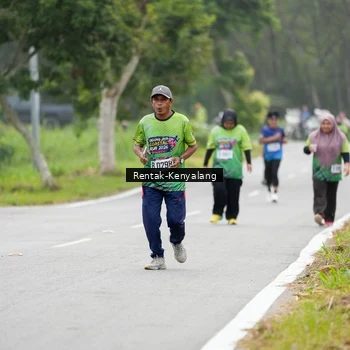 Runner Photo 8050309