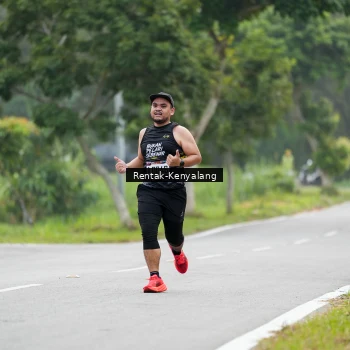 Runner Photo 8050314
