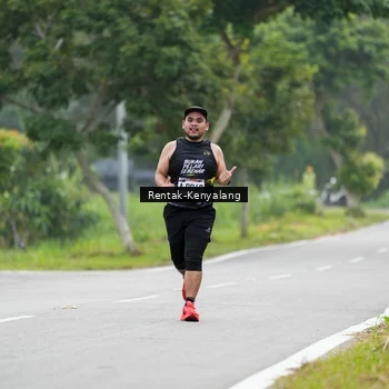 Runner Photo 8050316