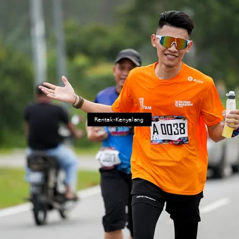 Runner Photo 8050395