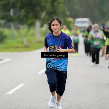Runner Photo 8050440