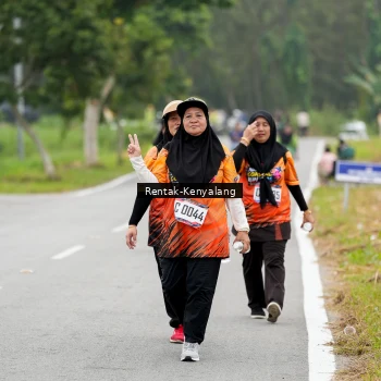 Runner Photo 8050653