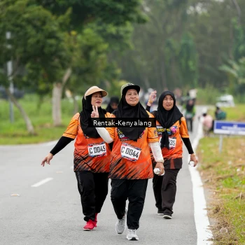 Runner Photo 8050655