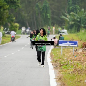 Runner Photo 8050699