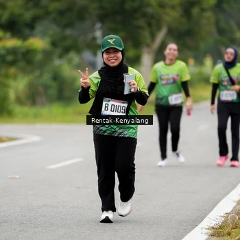 Runner Photo 8050747