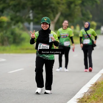 Runner Photo 8050753