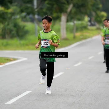 Runner Photo 8050783