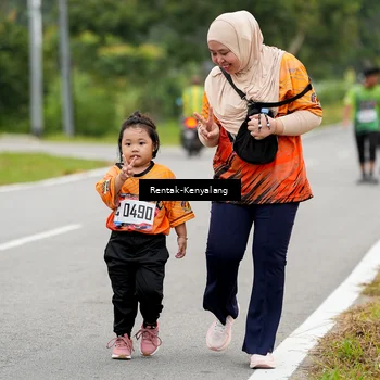 Runner Photo 8050800