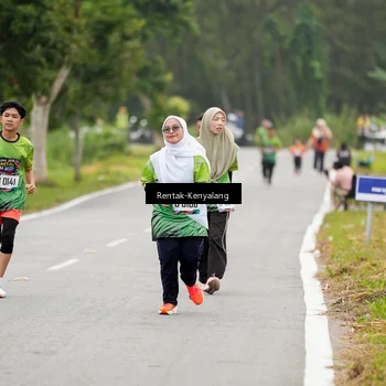 Runner Photo 8050875