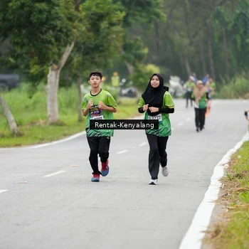 Runner Photo 8050944