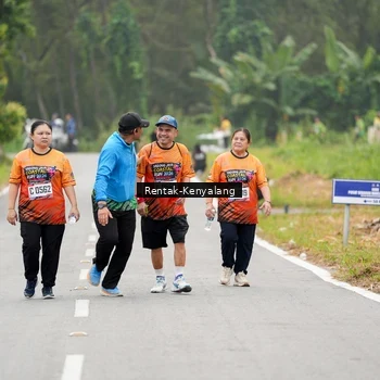 Runner Photo 8050951