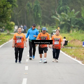 Runner Photo 8050953
