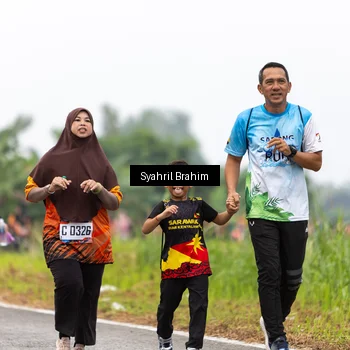 Runner Photo 8052111