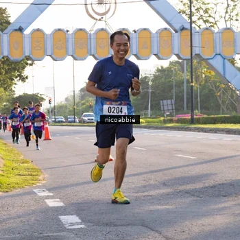 Runner Photo 8052875