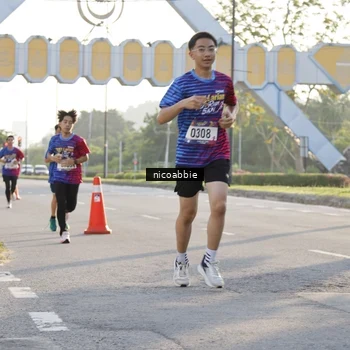 Runner Photo 8052883