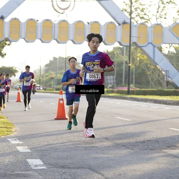 Runner Photo 8052894