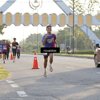Runner Photo 8052930