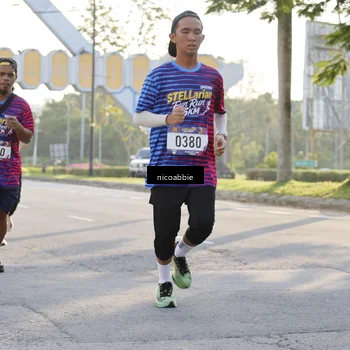 Runner Photo 8052980
