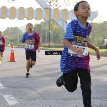 Runner Photo 8053011