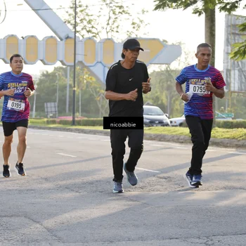 Runner Photo 8053056