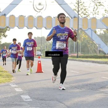 Runner Photo 8053115