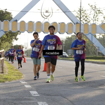 Runner Photo 8053153