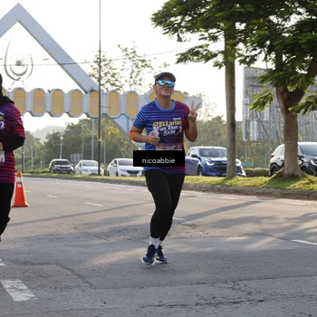 Runner Photo 8053285