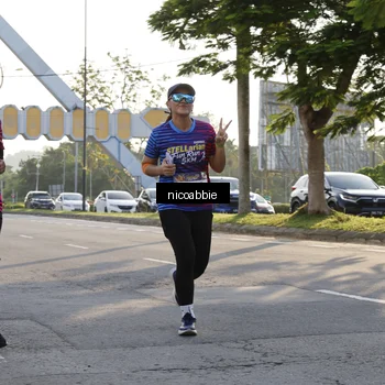 Runner Photo 8053286