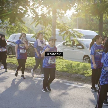 Runner Photo 8053479